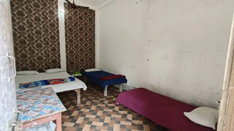 DOrmitory-Single-bed-hotel-kalzug-Kaithar-499